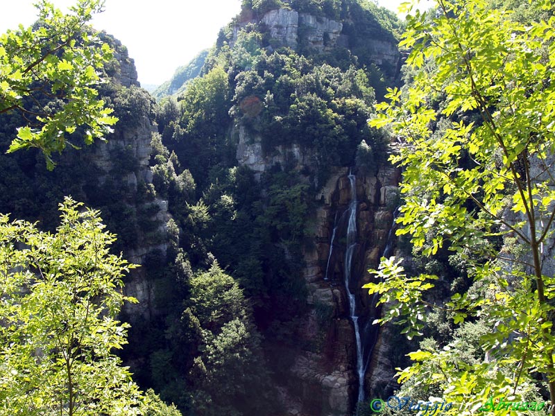 05-P1011838+.jpg - 05-P1011838+.jpg - Le spettacolari Cascate del Verde ( o del Rio Verde), le cascate naturali più alte d'Italia e tra le maggiori in Europa.