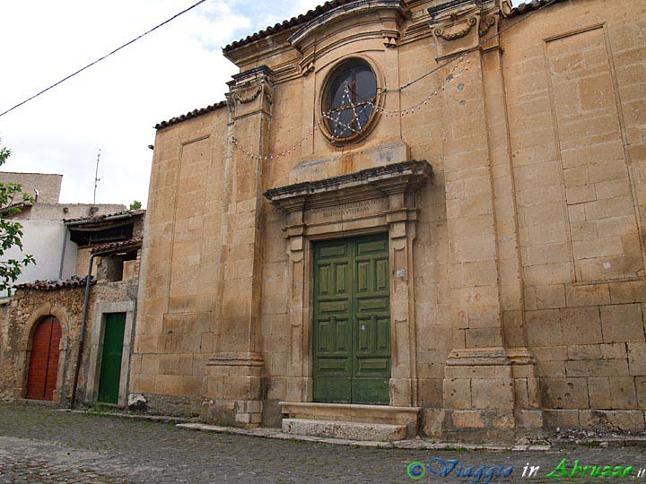 19-P5305326+.jpg - 19-P5305326+.jpg - La chiesa di S. Maria del Carmine (XVII sec.).