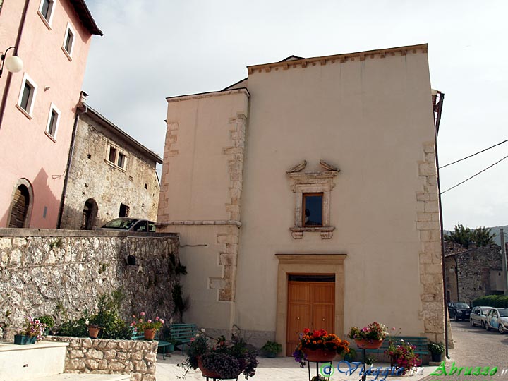18-P8198686+.jpg - 18-P8198686+.jpg - La vecchia chiesa di S. Rocco, attualmente adibita a museo.