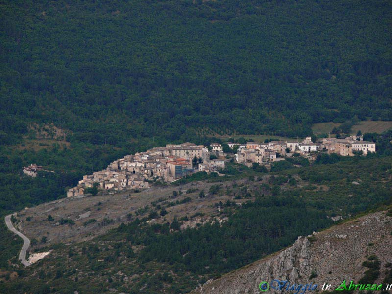03_P1050090+.jpg - 03_P1050090+.jpg - Panorama del borgo.