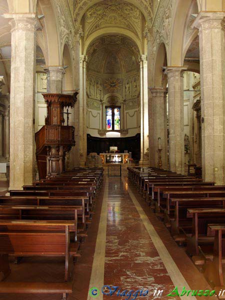 09_P8198215+.jpg - 09_P8198215+.jpg - La chiesa di S. Maria Maggiore.