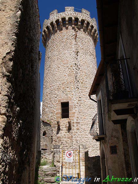 32-P6206042+.jpg - 32-P6206042+.jpg -La 'Torre Medicea' (XIV sec.).