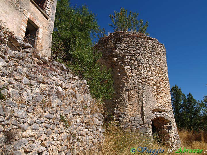 16-P8197362+.jpg - 16-P8197362+.jpg - Le antiche mura fortificate.