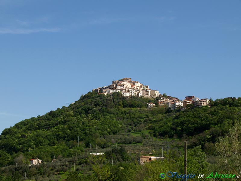 02-P4203358+.jpg - 02-P4203358+.jpg - Panorama del borgo.