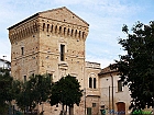 Castelli e altre fortificazioni d'Abruzzo 12-P8167457+.jpg
