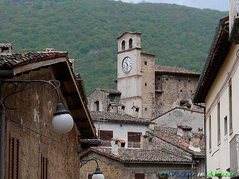 08-P1030164+.jpg - 08-P1030164+.jpg - SCANNO, "I Borghi più belli d'Italia": un angolo del centro storico.