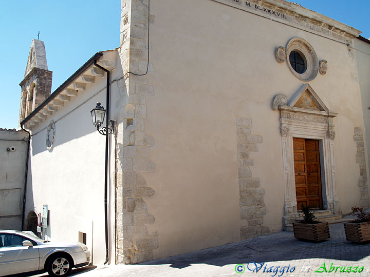 05-P7185542+.jpg - 05-P7185542+.jpg - La chiesa medievale di "S. Marie Entroterra", con facciata del XVI sec.