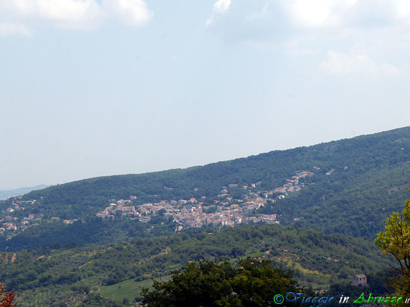02-P7134195+.jpg - 02-P7134195+.jpg - Panorama del borgo.