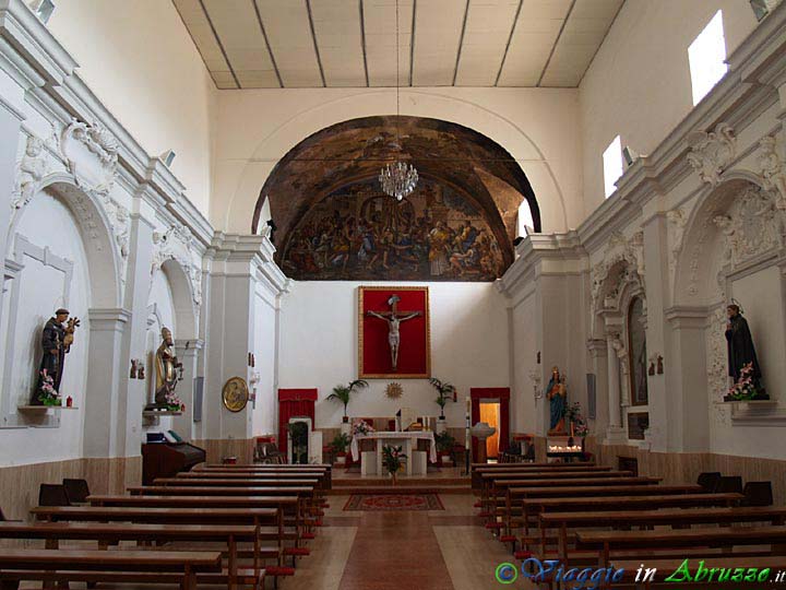 06-P5167501+.jpg - 06-P5167501+.jpg - La chiesa di S. Pietro Apostolo.