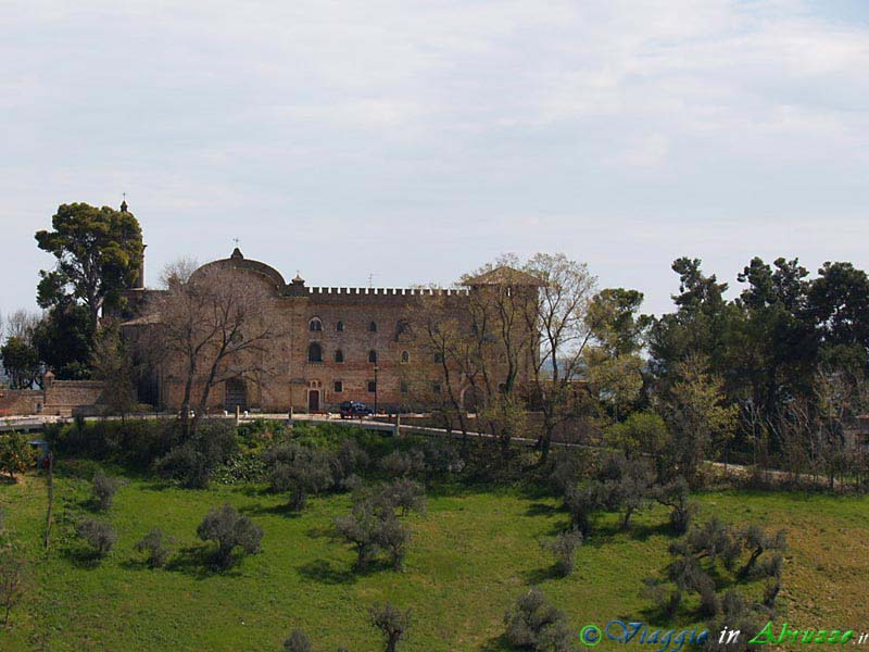 13-P3312792+.jpg - 13-P3312792+.jpg -  Il convento di "S. Panfilo fuori le mura" (XV sec.).