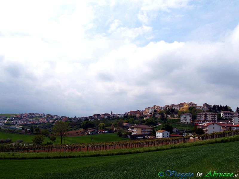 01-P5025565+.jpg - 01-P5025565+.jpg - Panorama del borgo.