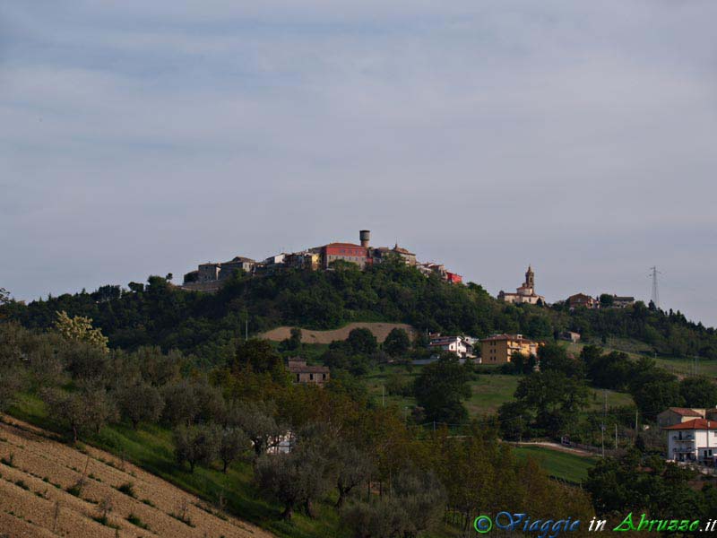 02-P5127195+.jpg - 02-P5127195+.jpg - Panorama del borgo.