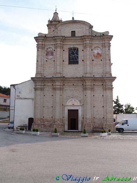 05-P5127219+.jpg - 05-P5127219+.jpg - La chiesa di S. Maria dell'Alno.