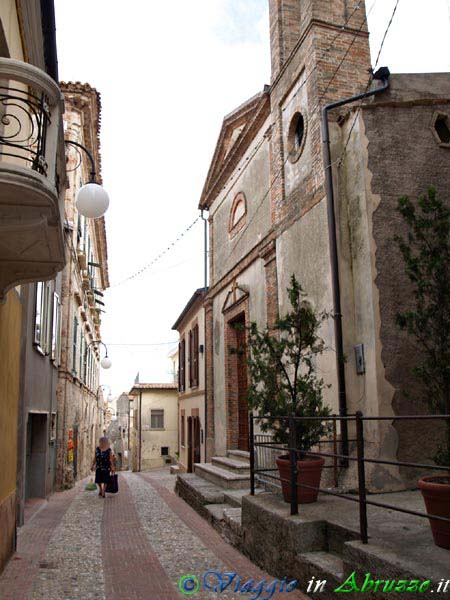 29-P8035956+.jpg - 29-P8035956+.jpg - Il borgo medievale di Montepagano, frazione di Roseto degli Abruzzi.