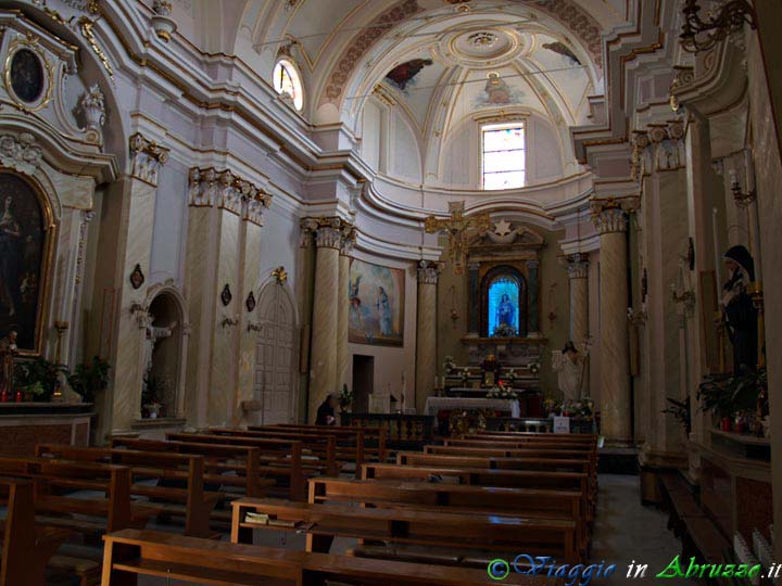 03-P5025770+.jpg - 03-P5025770+.jpg - La chiesa parrocchiale della Madonna delle Grazie (XVII sec.).